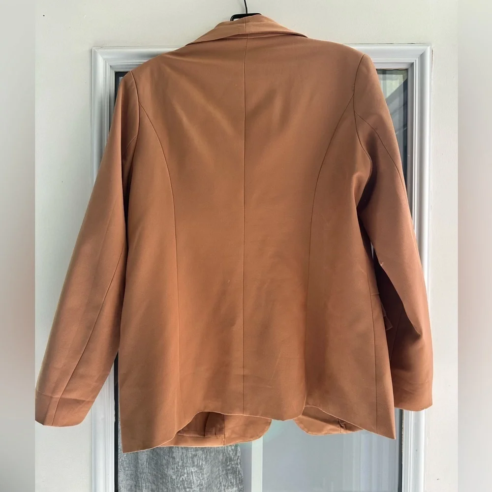 Women’s Camel Blazer with Ruffle Pocket Detail | M